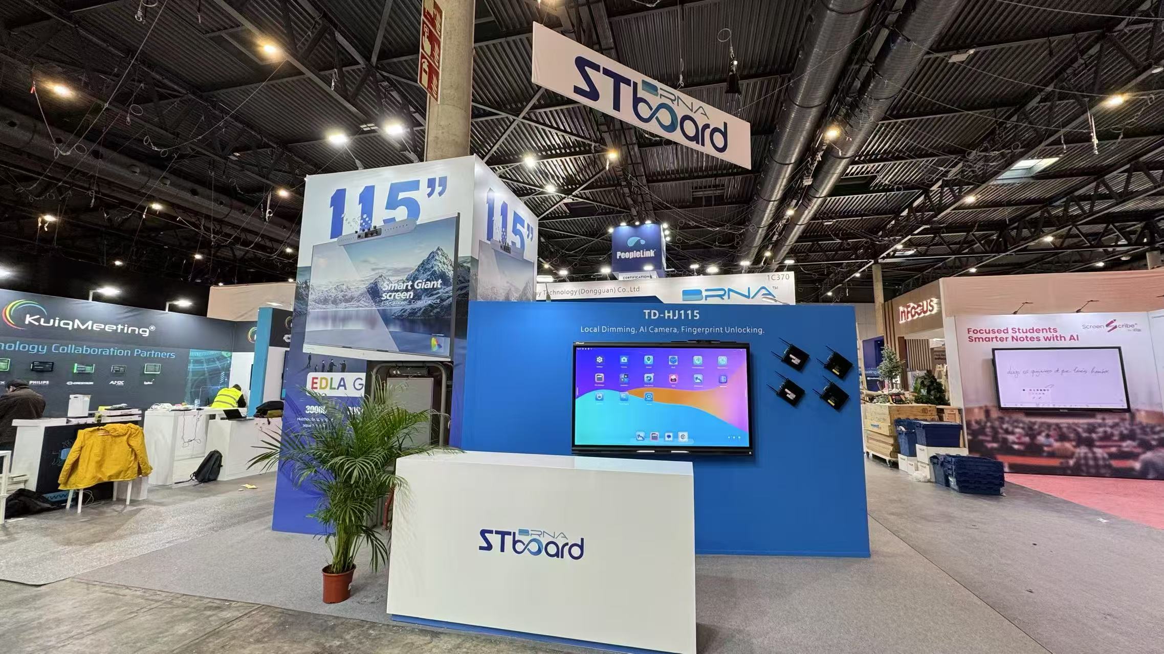 展位.jpg 展位.jpg